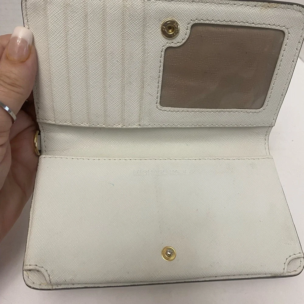Michael Kors Cream Jet Set Travel Wallet with Gold Accents